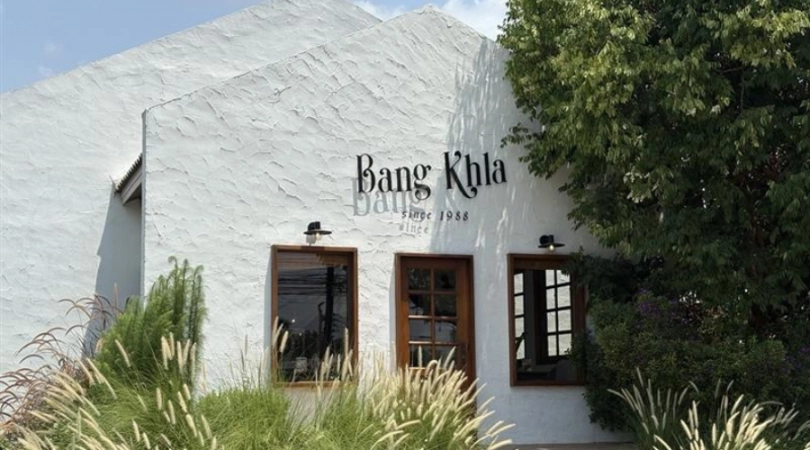 お洒落なカフェ「Bang Khla」で、ゆったりランチタイムをお楽しみください
